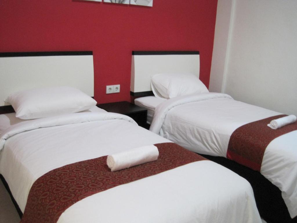 Budhi Hotel Kuta Lombok Habitación foto